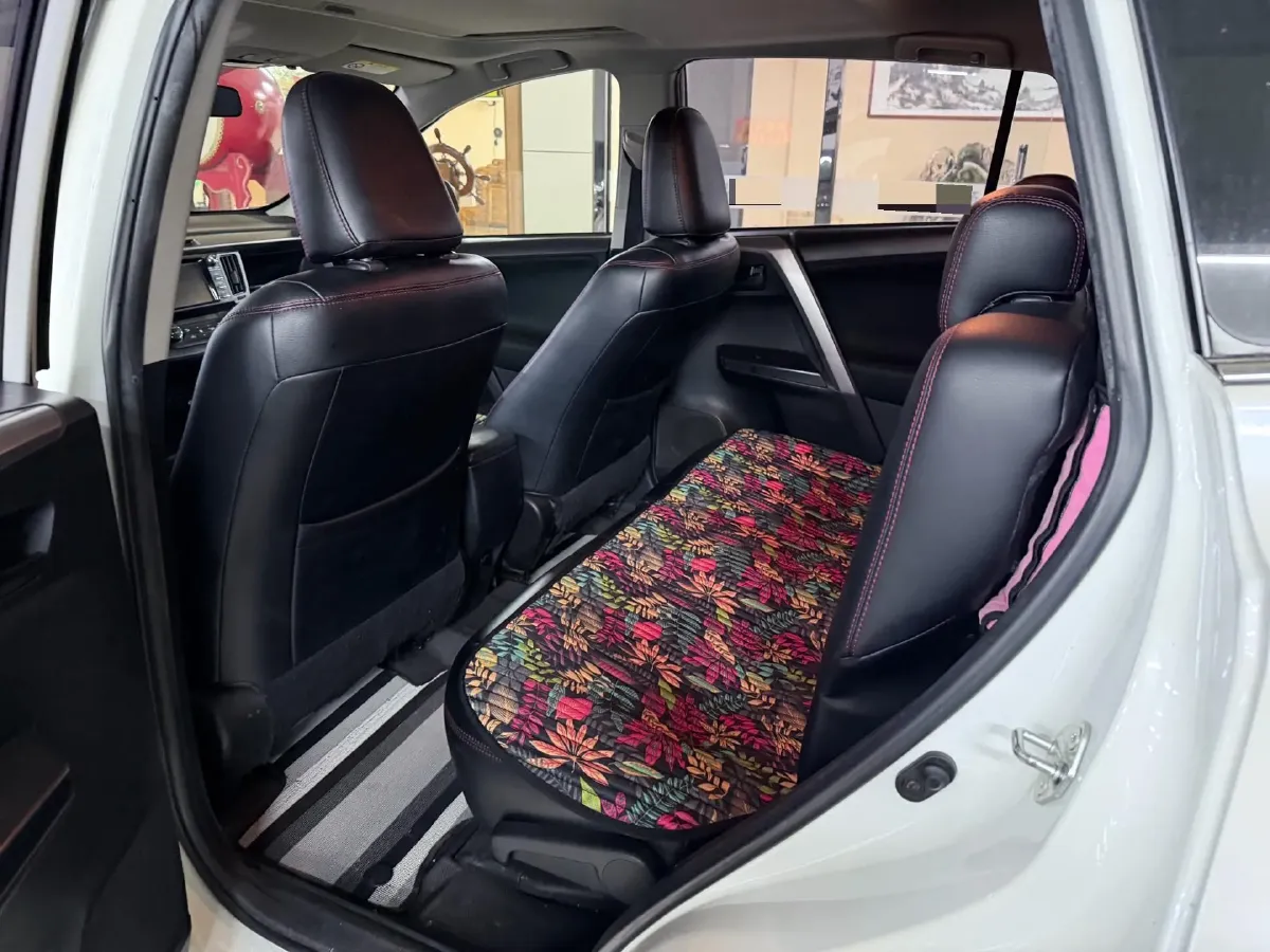 2018 Toyota RAV4 2.0L 151HP L4 CVT,autocango,china used car exporter,china ev exporter,chinese used car exporter,chinese used ev exporter