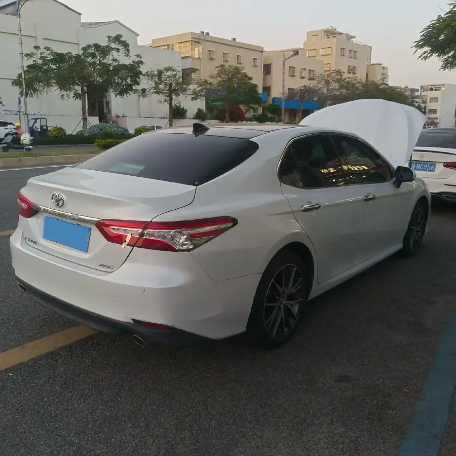 2021 Toyota Camry 2.5L 209HP L4 8AT,autocango,china used car exporter,china ev exporter,chinese used car exporter,chinese used ev exporter