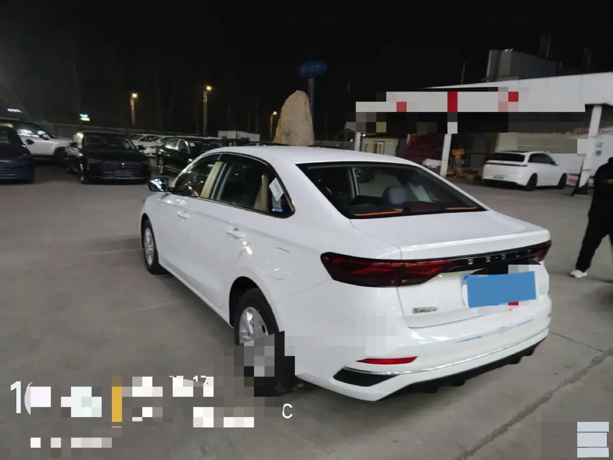 2025 Geely Emgrand 1.5L 127HP L4 5MT,autocango,china used car exporter,china ev exporter,chinese used car exporter,chinese used ev exporter