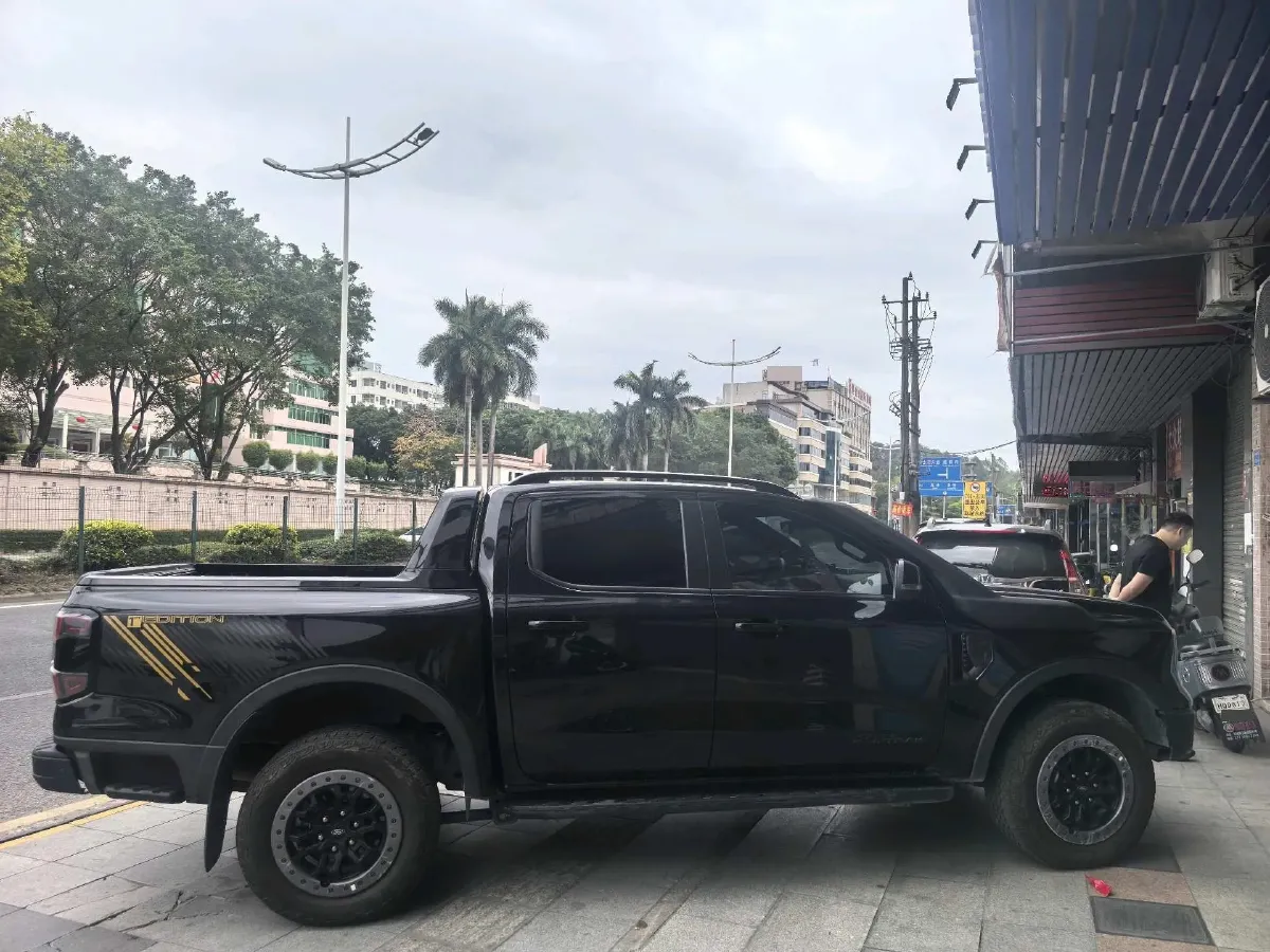 2023 Ford Ranger 2.3T 258HP L4 8AT,autocango,china used car exporter,china ev exporter,chinese used car exporter,chinese used ev exporter
