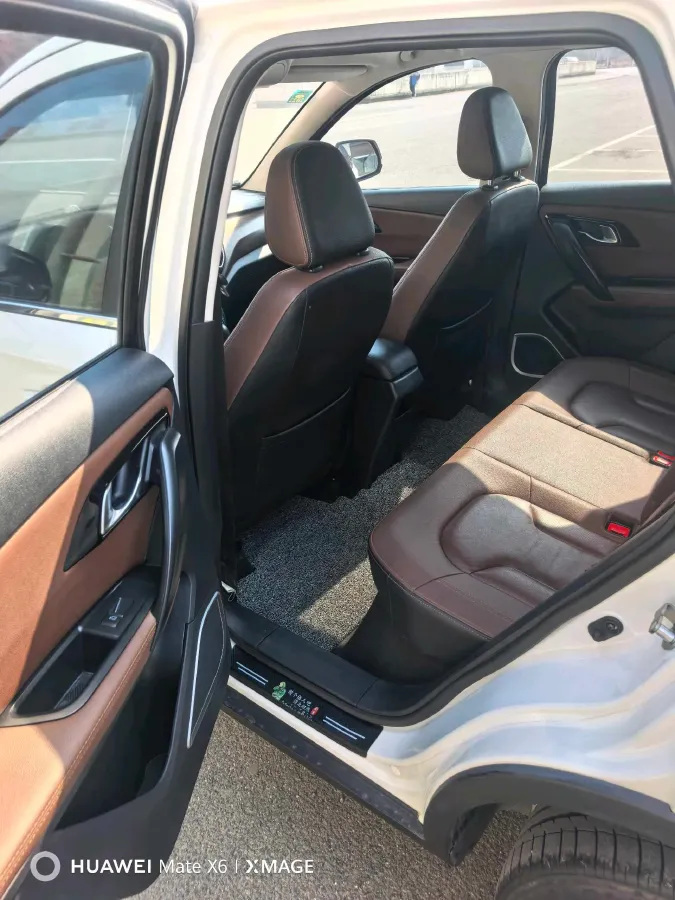 2018 FAW Senia R7 1.6L 116HP L4 5MT,autocango,china used car exporter,china ev exporter,chinese used car exporter,chinese used ev exporter