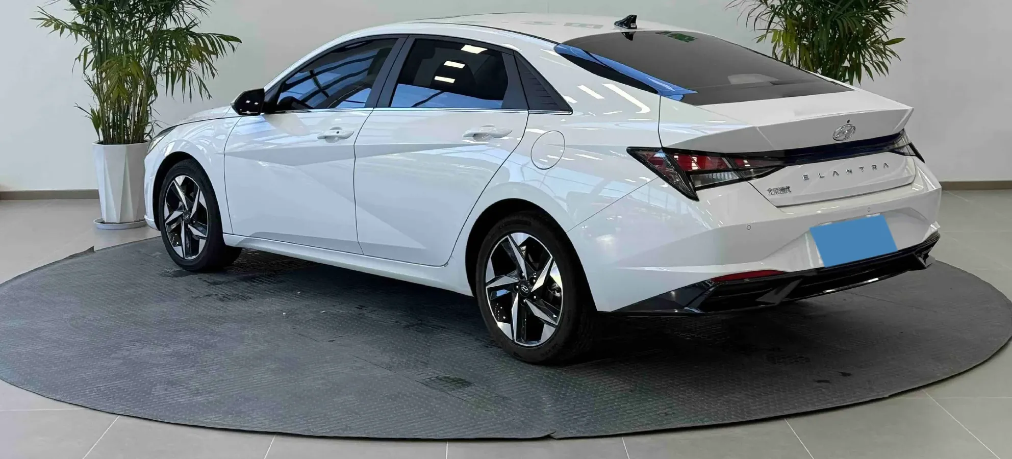 2022 Hyundai Elantra 1.5L 115HP L4 CVT,autocango,china used car exporter,china ev exporter,chinese used car exporter,chinese used ev exporter