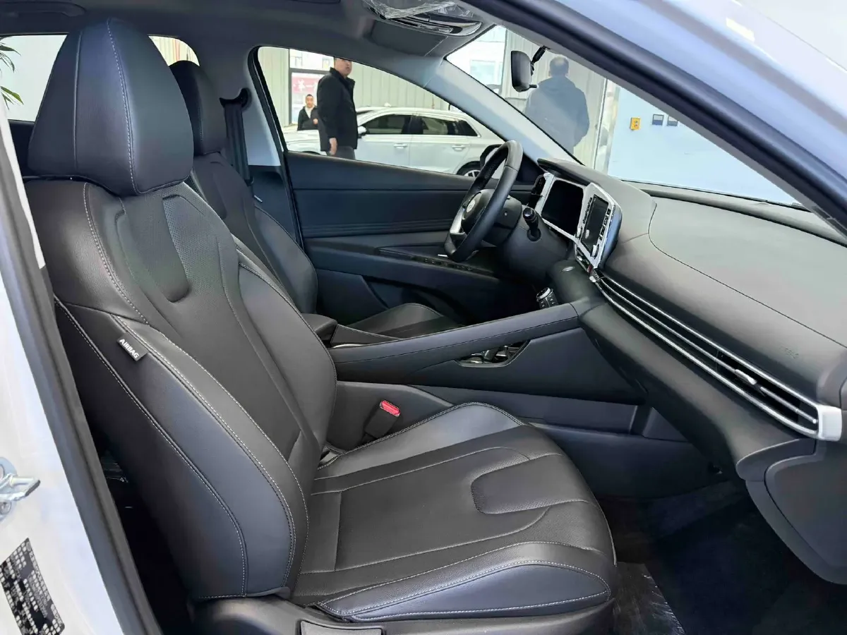 2022 Hyundai Elantra 1.5L 115HP L4 CVT,autocango,china used car exporter,china ev exporter,chinese used car exporter,chinese used ev exporter