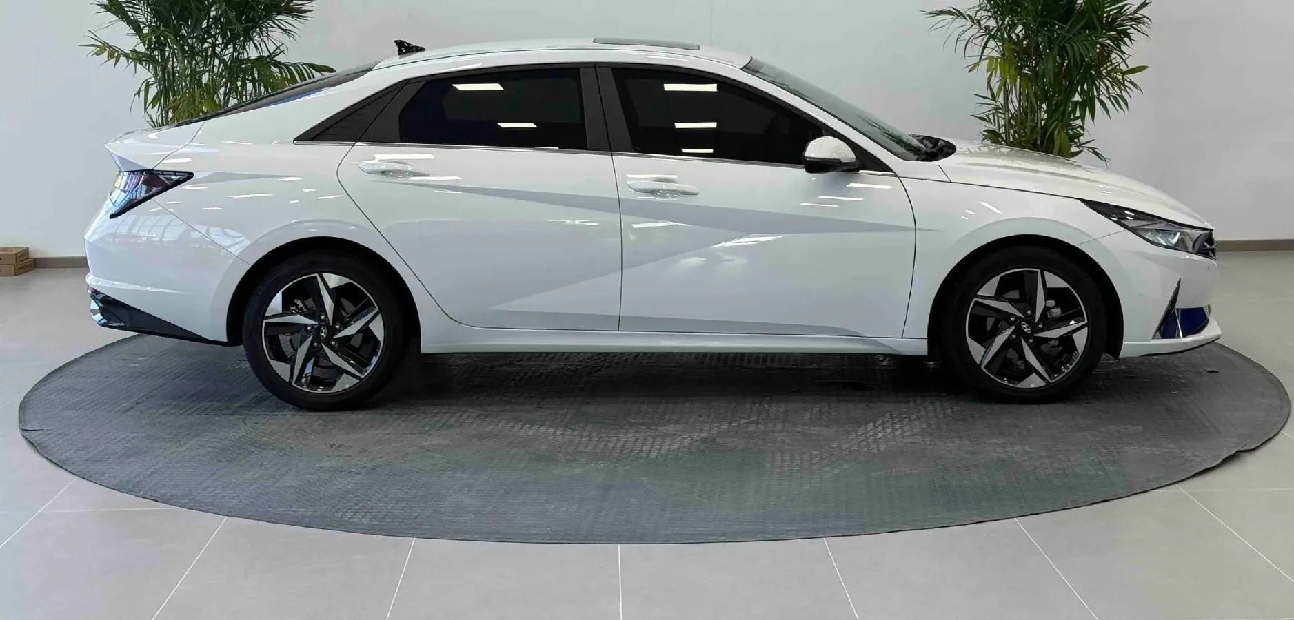 2022 Hyundai Elantra 1.5L 115HP L4 CVT,autocango,china used car exporter,china ev exporter,chinese used car exporter,chinese used ev exporter