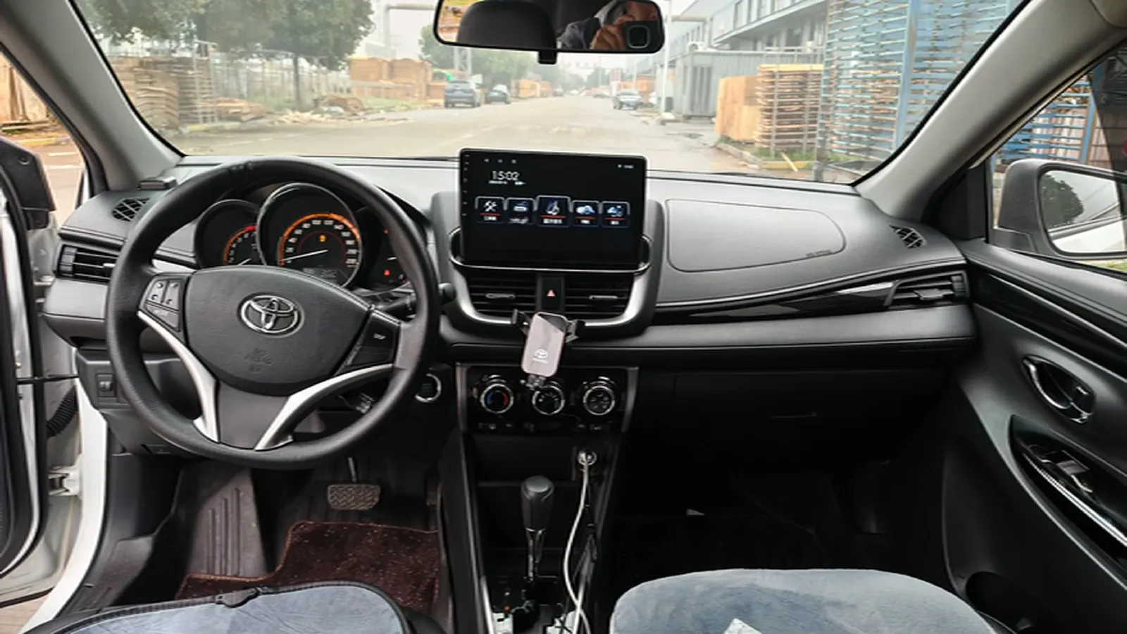 2022 Toyota Yaris L 1.5L 112HP L4 CVT,autocango,china used car exporter,china ev exporter,chinese used car exporter,chinese used ev exporter
