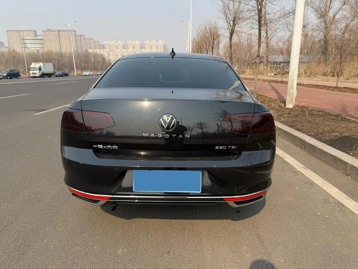 2020 Volkswagen Magotan 2.0T 186HP L4 7DCT,autocango,china used car exporter,china ev exporter,chinese used car exporter,chinese used ev exporter