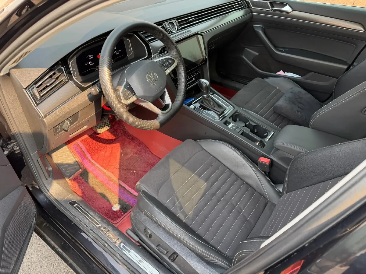 2020 Volkswagen Magotan 2.0T 186HP L4 7DCT,autocango,china used car exporter,china ev exporter,chinese used car exporter,chinese used ev exporter