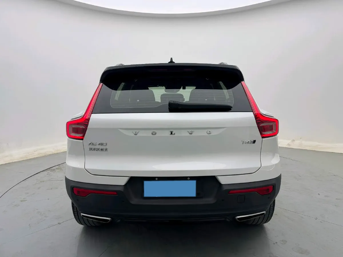 2020 Volvo XC40 2.0T 190HP L4 8AT,autocango,china used car exporter,china ev exporter,chinese used car exporter,chinese used ev exporter