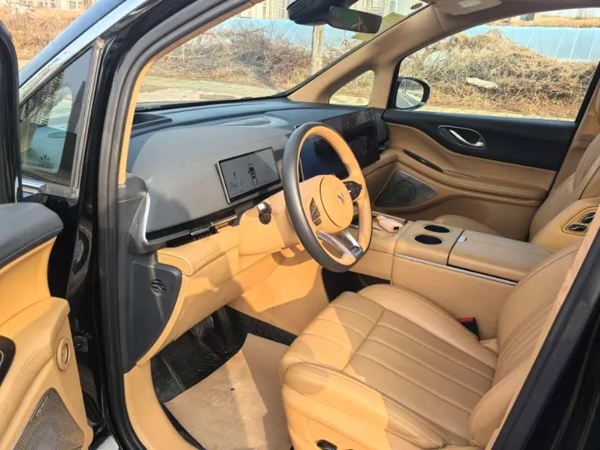 2024 Voyah Dream BEV 108.73KWH,autocango,china used car exporter,china ev exporter,chinese used car exporter,chinese used ev exporter