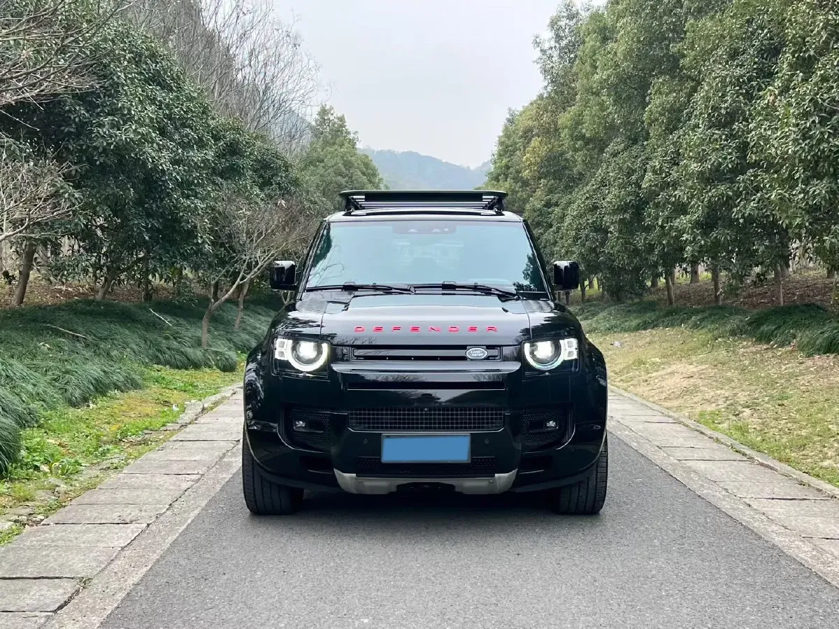 2024 Land Rover Defender 5.0T 525HP V8 8AT,autocango,china used car exporter,china ev exporter,chinese used car exporter,chinese used ev exporter