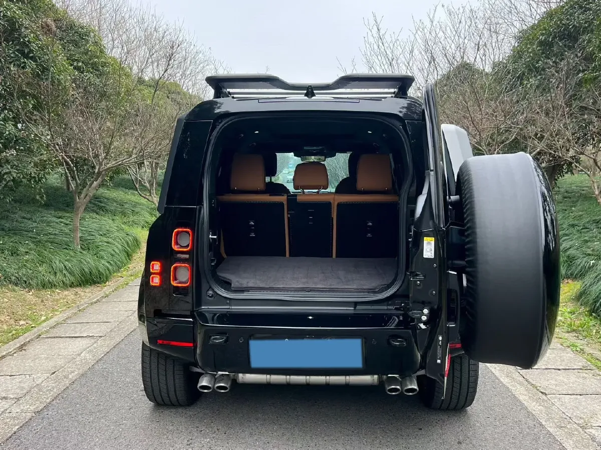 2024 Land Rover Defender 5.0T 525HP V8 8AT,autocango,china used car exporter,china ev exporter,chinese used car exporter,chinese used ev exporter