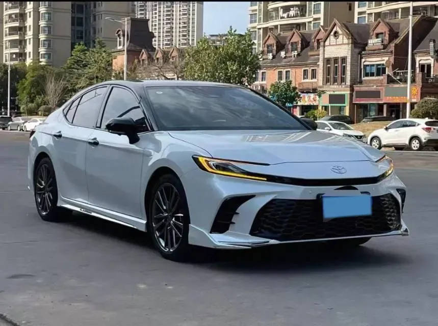 2024 Toyota Camry 2.0L 152HP L4 E-CVT Hybrid,autocango,china used car exporter,china ev exporter,chinese used car exporter,chinese used ev exporter