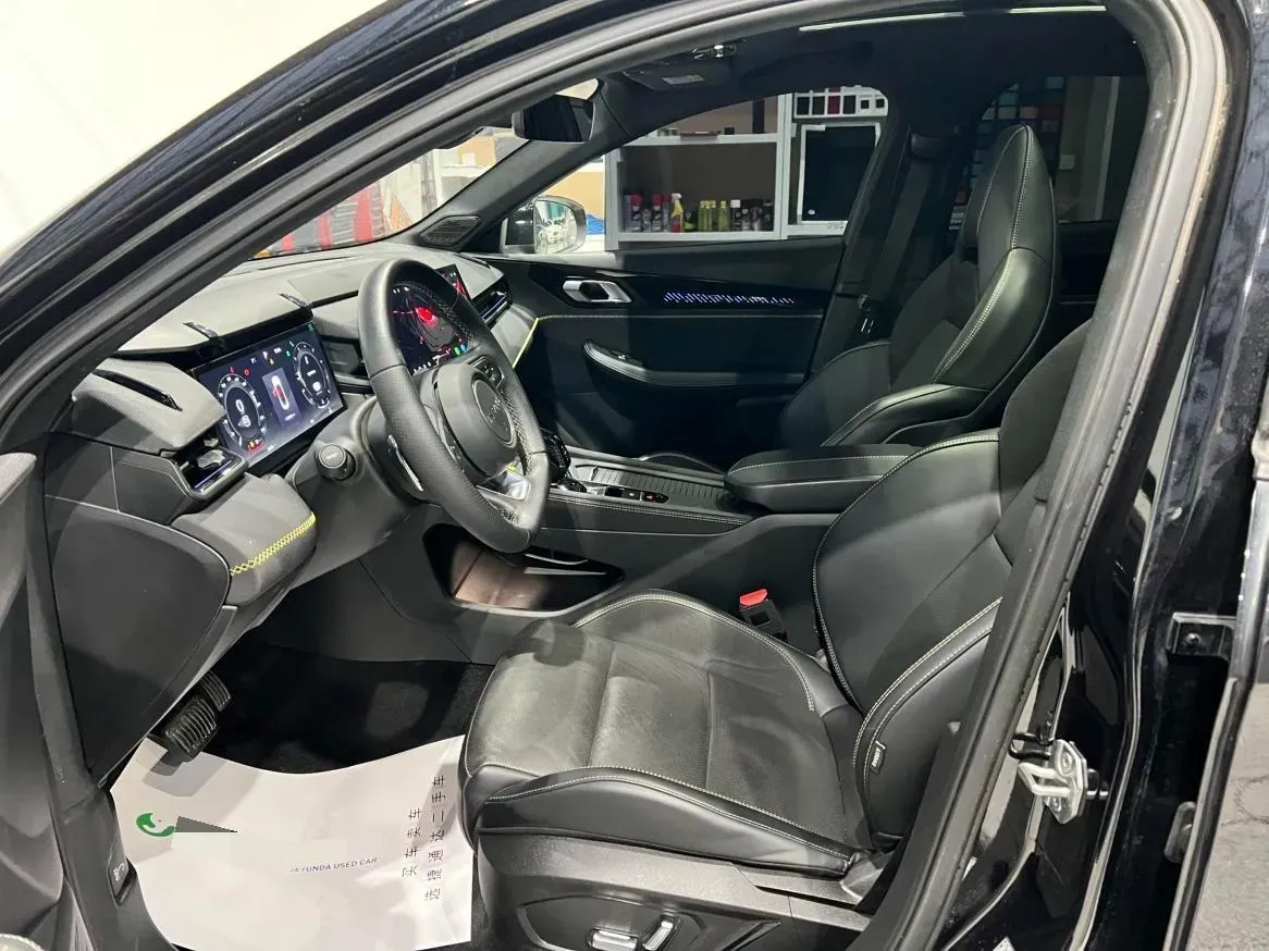 2023 MAXUS G50 1.5T 181HP L4 7DCT,autocango,china used car exporter,china ev exporter,chinese used car exporter,chinese used ev exporter