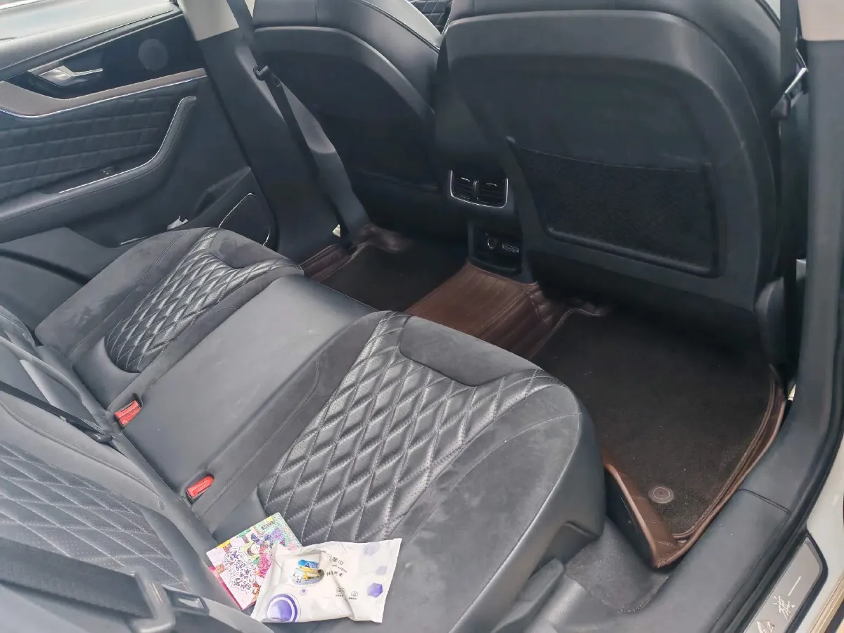 2019 HongQi HS5 2.0T 224HP L4 6AT,autocango,china used car exporter,china ev exporter,chinese used car exporter,chinese used ev exporter