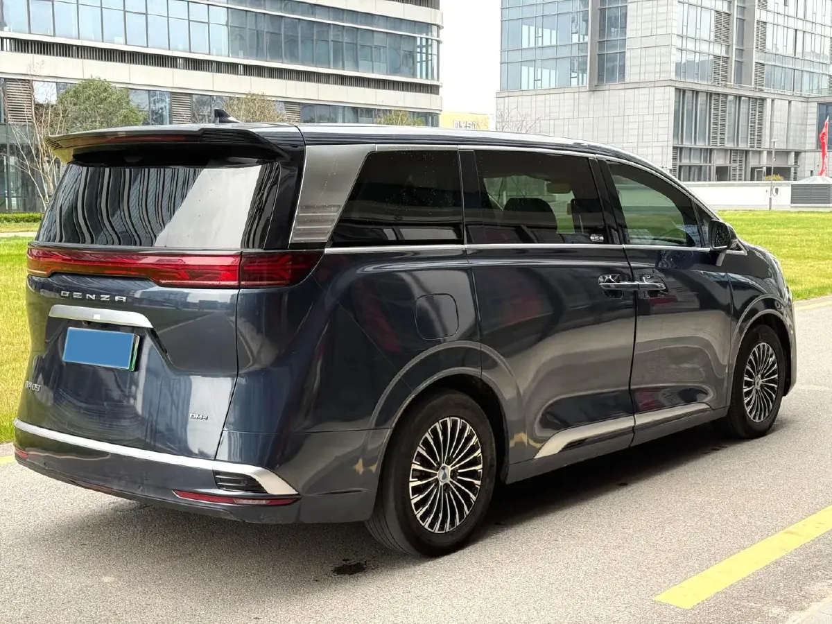 2023 Denza D9 1.5T 139HP L4 E-CVT PHEV 20.39KWH,autocango,china used car exporter,china ev exporter,chinese used car exporter,chinese used ev exporter