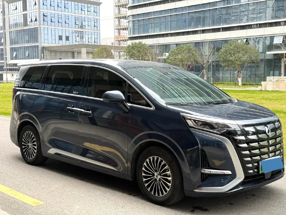 2023 Denza D9 1.5T 139HP L4 E-CVT PHEV 20.39KWH,autocango,china used car exporter,china ev exporter,chinese used car exporter,chinese used ev exporter