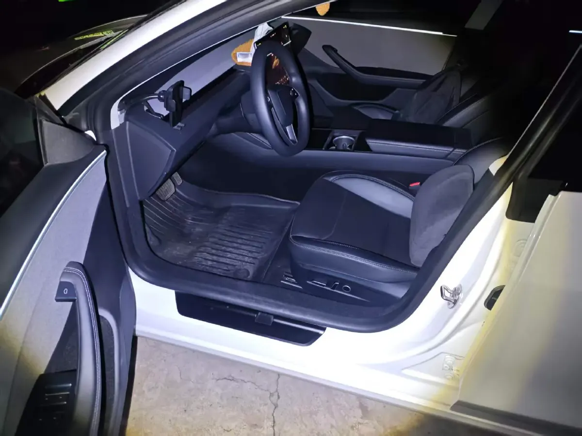 2023 HYPTEC GT BEV 80KWH,autocango,china used car exporter,china ev exporter,chinese used car exporter,chinese used ev exporter