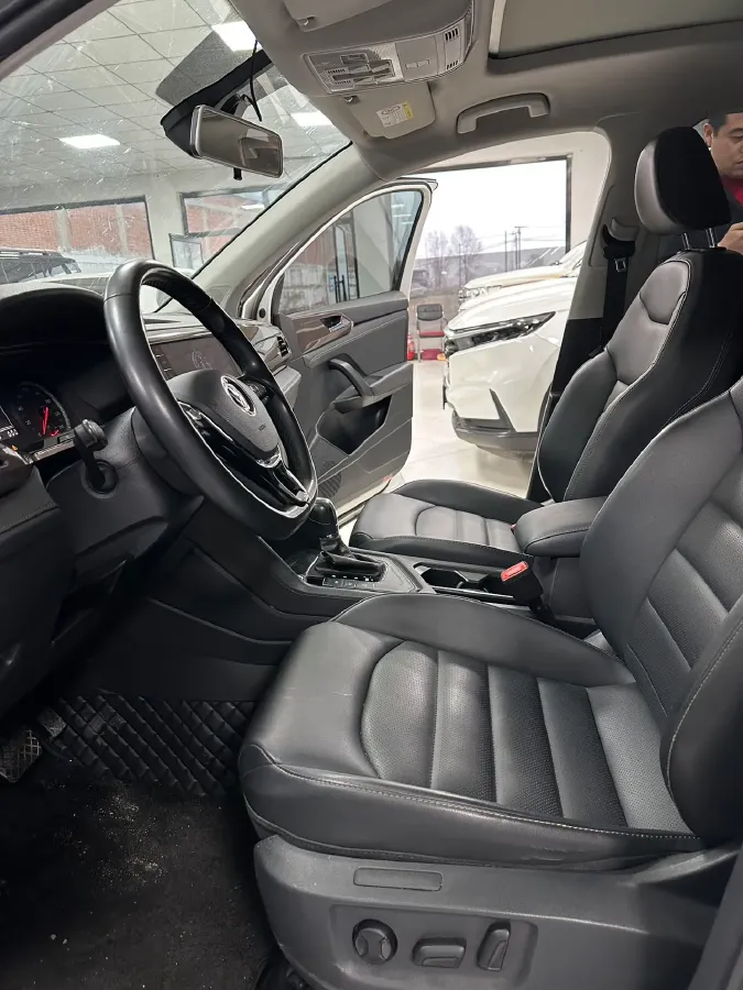 2021 Volkswagen Tharu 1.4T 150HP L4 7DCT,autocango,china used car exporter,china ev exporter,chinese used car exporter,chinese used ev exporter