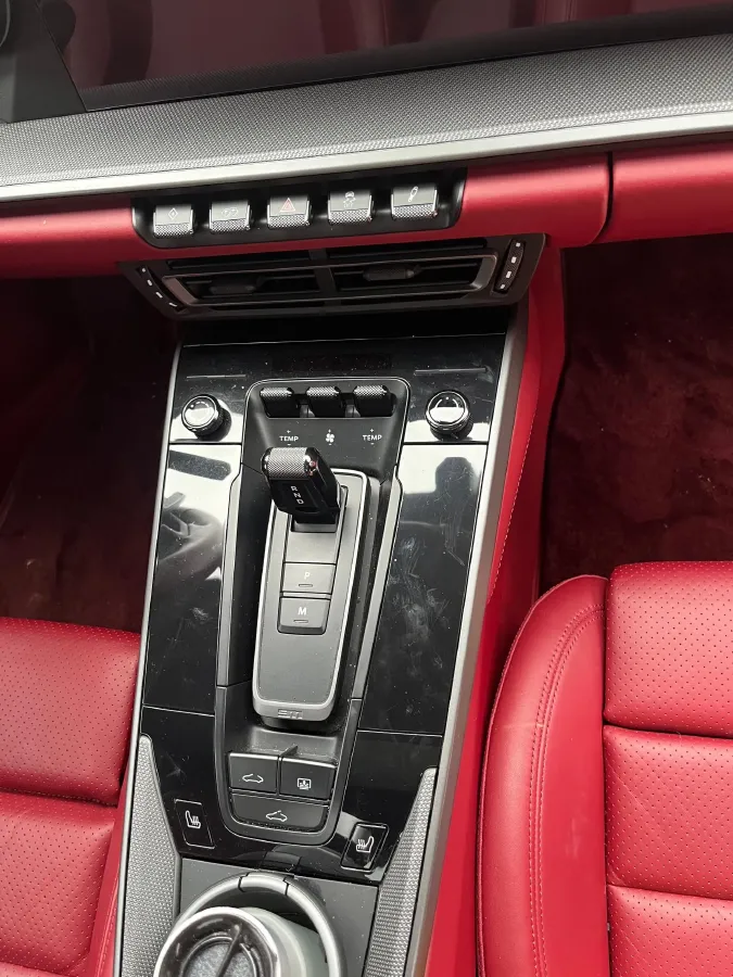 2020 Porsche 911 3.0T 385HP H6 8DCT,autocango,china used car exporter,china ev exporter,chinese used car exporter,chinese used ev exporter