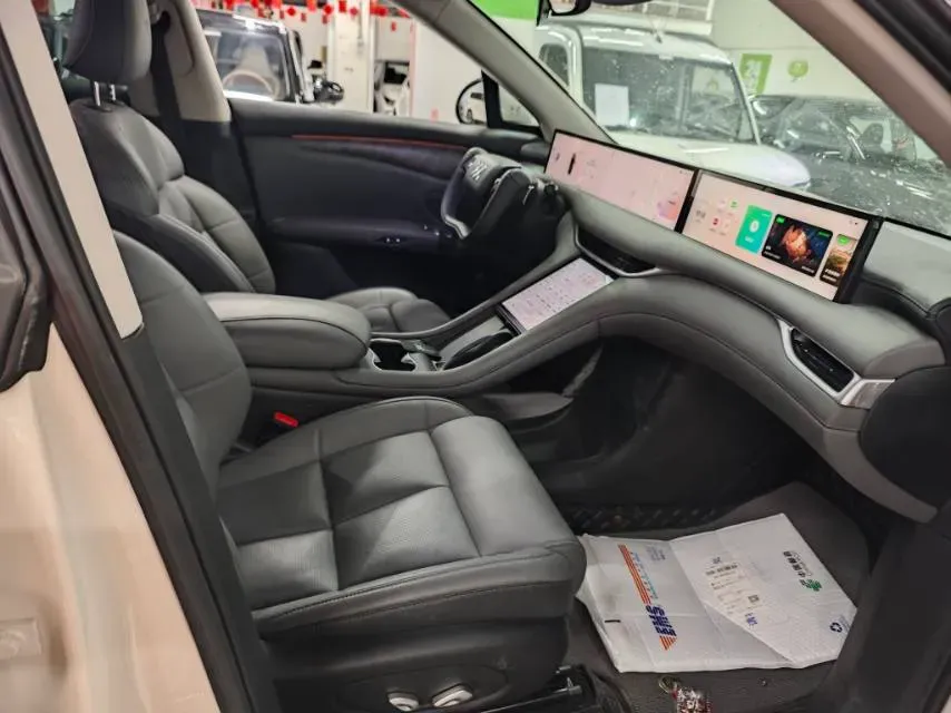 2023 IM LS6 BEV 71KWH,autocango,china used car exporter,china ev exporter,chinese used car exporter,chinese used ev exporter