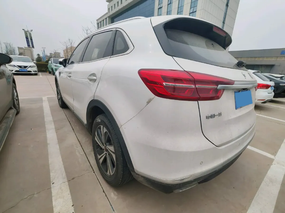 2019 HongQi HS5 2.0T 224HP L4 6AT,autocango,china used car exporter,china ev exporter,chinese used car exporter,chinese used ev exporter
