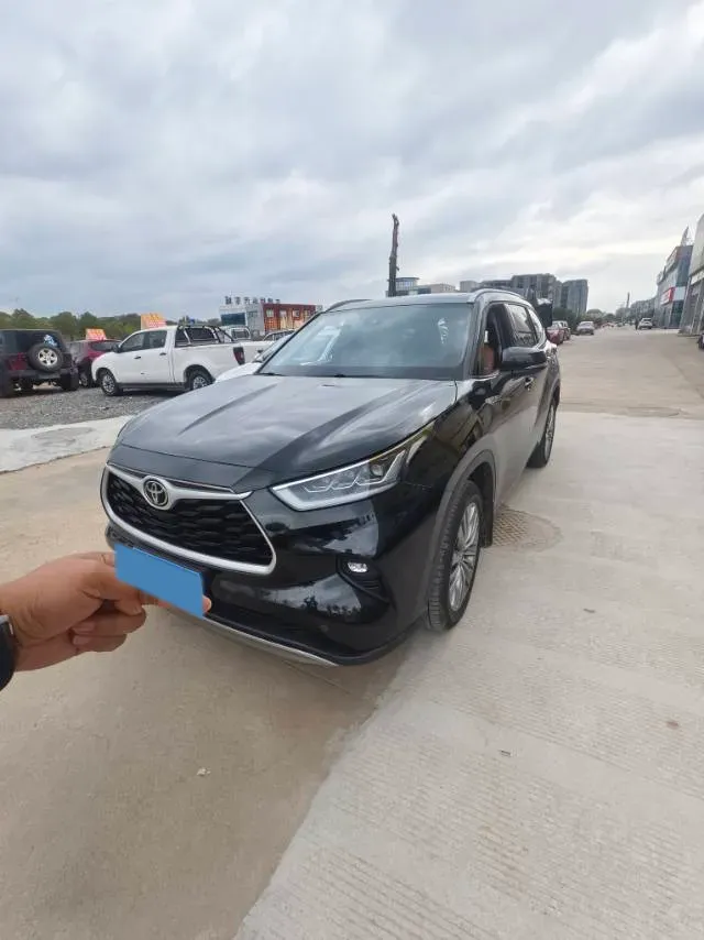 2022 Toyota Highlander 2.0T 248HP L4 8AT,autocango,china used car exporter,china ev exporter,chinese used car exporter,chinese used ev exporter