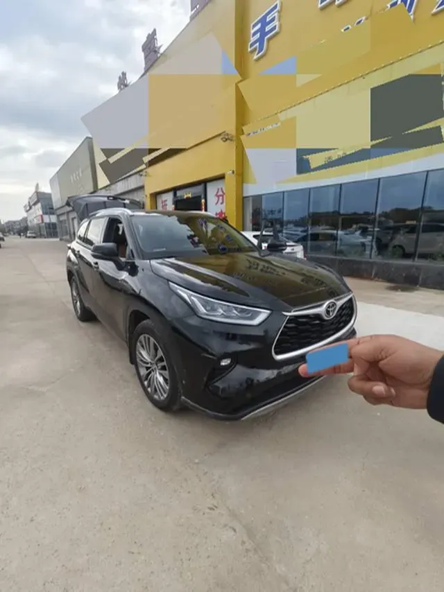 2022 Toyota Highlander 2.0T 248HP L4 8AT,autocango,china used car exporter,china ev exporter,chinese used car exporter,chinese used ev exporter