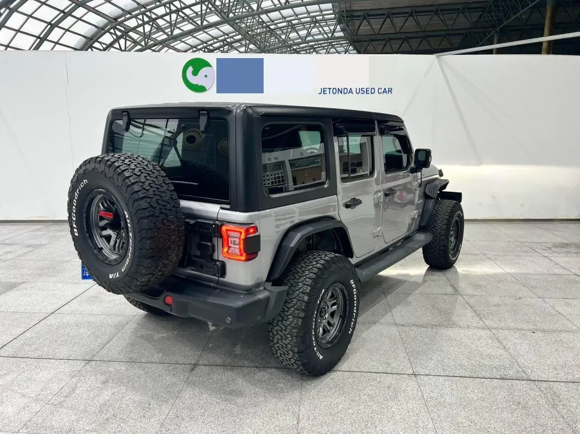 2019 Jeep Wrangler 2.0T 266HP L4 8AT,autocango,china used car exporter,china ev exporter,chinese used car exporter,chinese used ev exporter