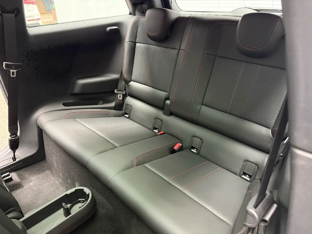 2025 MINI JCW BEV,autocango,china used car exporter,china ev exporter,chinese used car exporter,chinese used ev exporter