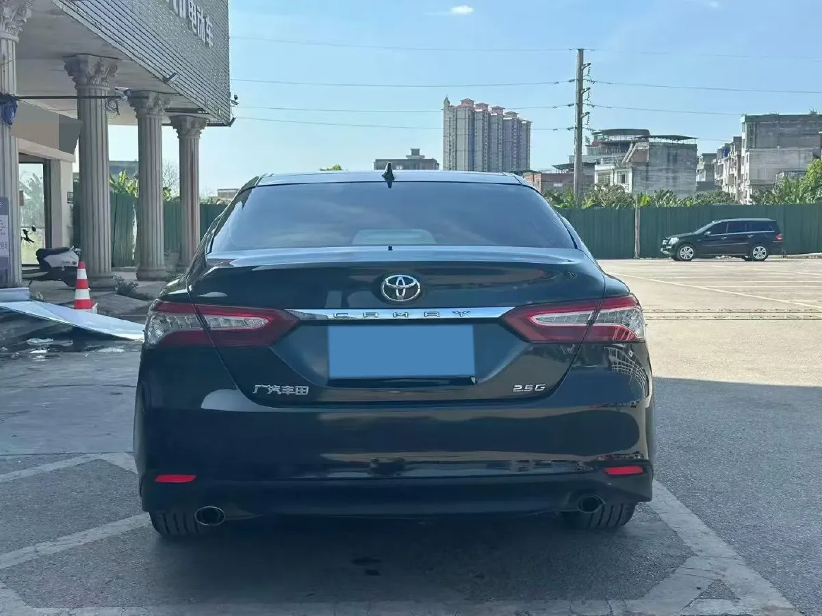 2021 Toyota Camry 2.5L 209HP L4 8AT,autocango,china used car exporter,china ev exporter,chinese used car exporter,chinese used ev exporter