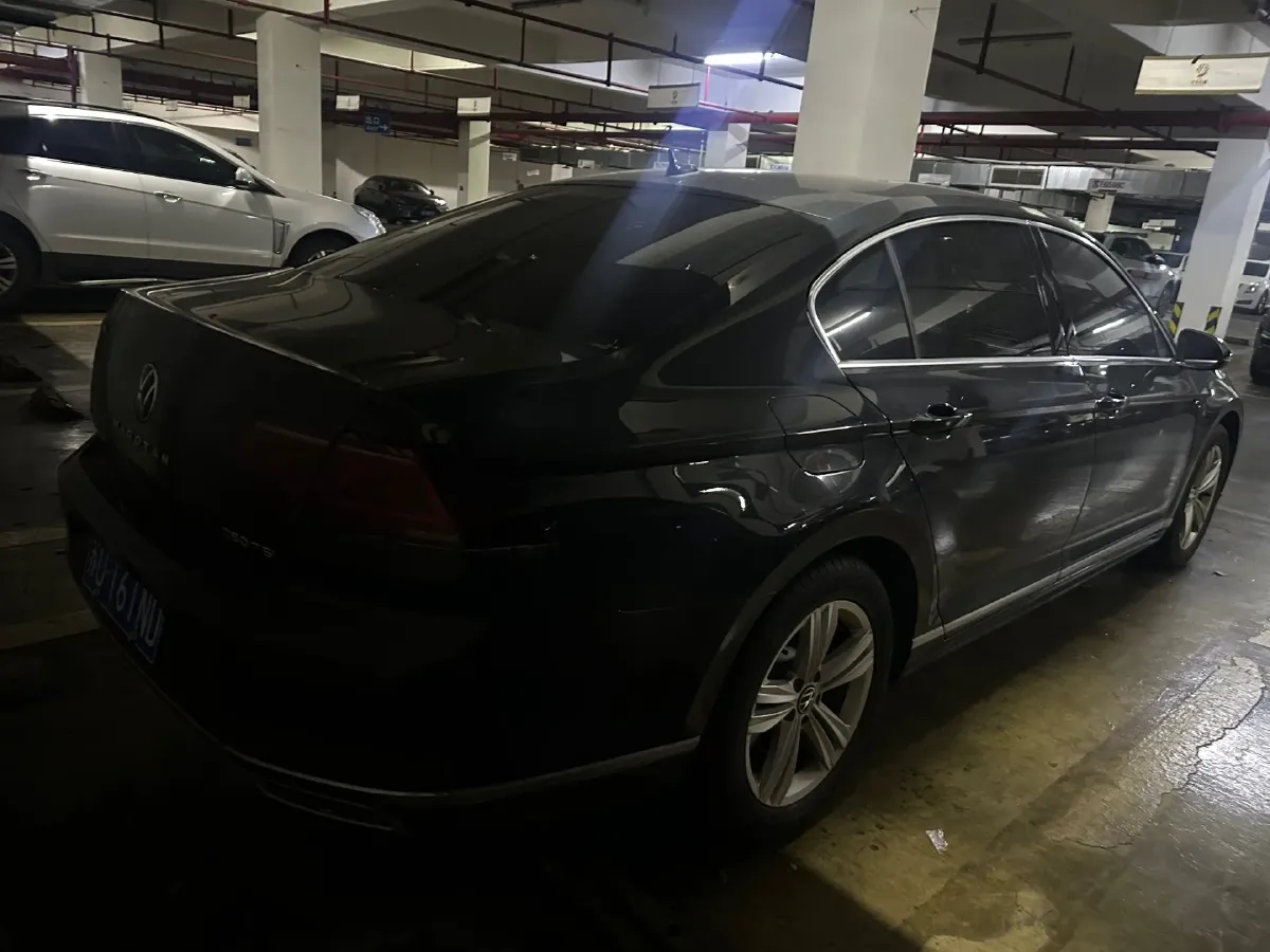 2023 Volkswagen Magotan 1.4T 150HP L4 7DCT,autocango,china used car exporter,china ev exporter,chinese used car exporter,chinese used ev exporter