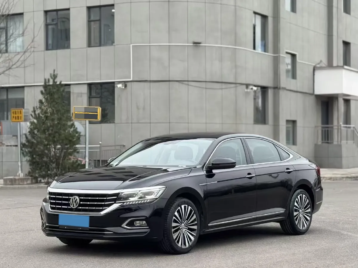 2019 Volkswagen Passat 2.0T 186HP L4 7DCT,autocango,china used car exporter,china ev exporter,chinese used car exporter,chinese used ev exporter