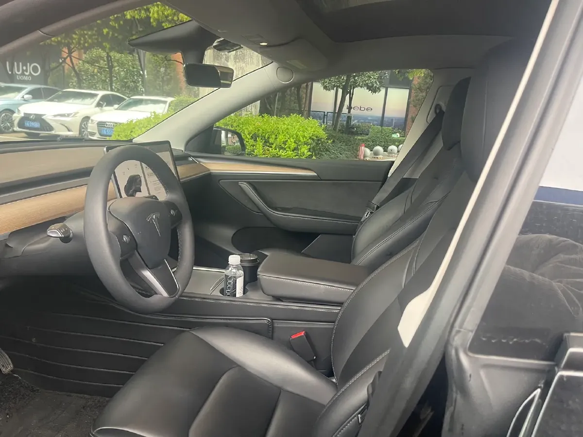 2021 Tesla Model Y BEV 60KWH,autocango,china used car exporter,china ev exporter,chinese used car exporter,chinese used ev exporter