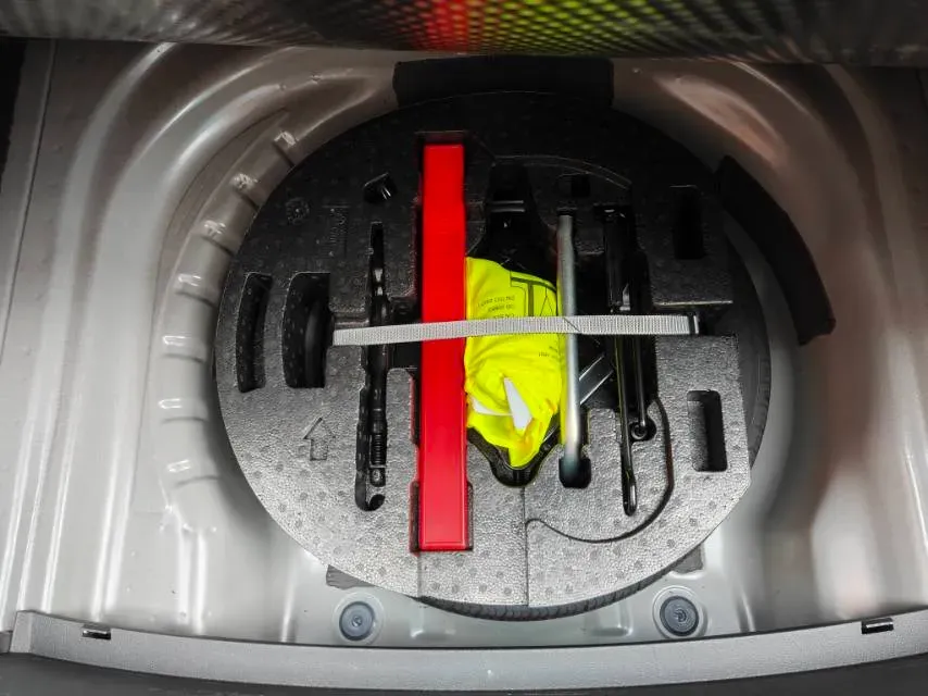 2024 Volkswagen Lavida 1.5L 110HP L4 6AT,autocango,china used car exporter,china ev exporter,chinese used car exporter,chinese used ev exporter