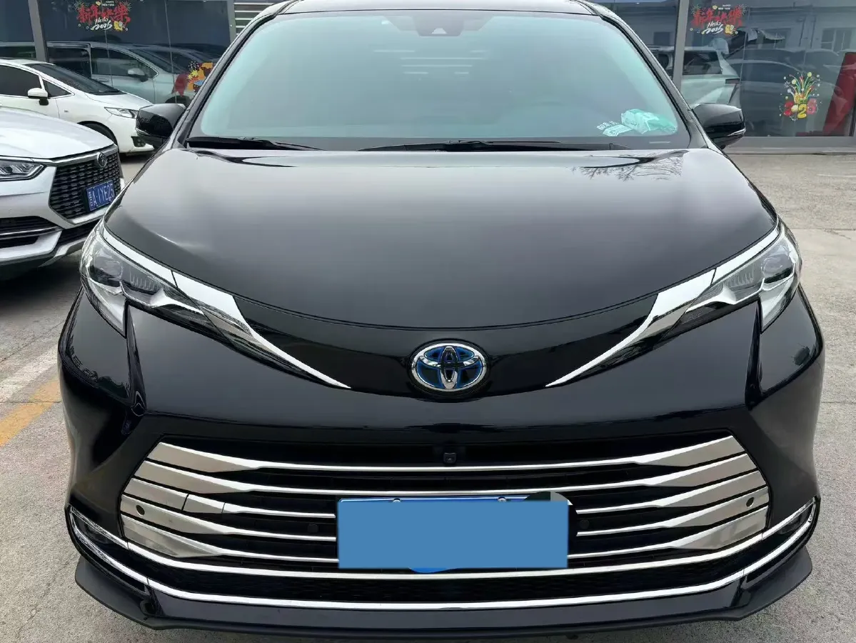 2023 Toyota Sienna 2.5L 189HP L4 E-CVT Hybrid,autocango,china used car exporter,china ev exporter,chinese used car exporter,chinese used ev exporter
