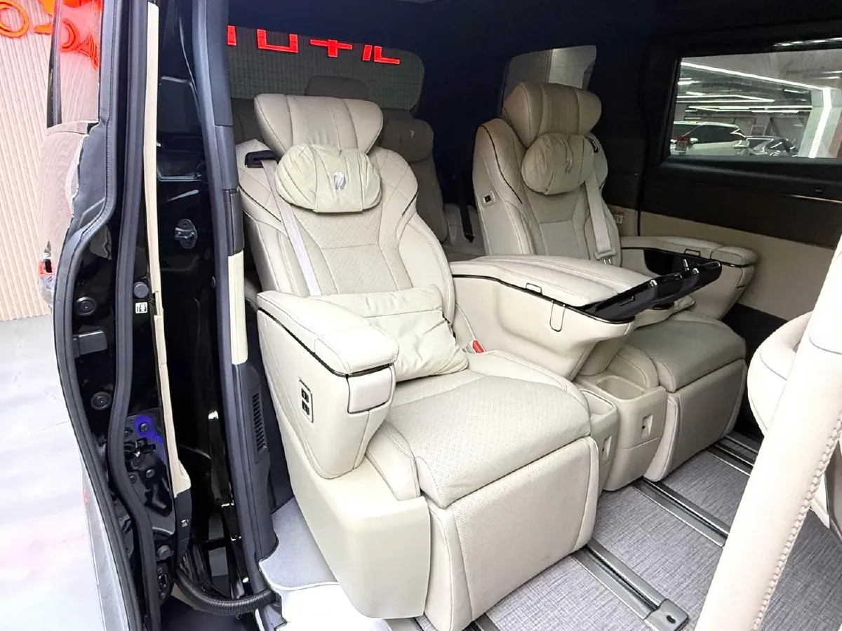 2024 Toyota Alphard 2.5L 190HP L4 E-CVT Hybrid,autocango,china used car exporter,china ev exporter,chinese used car exporter,chinese used ev exporter