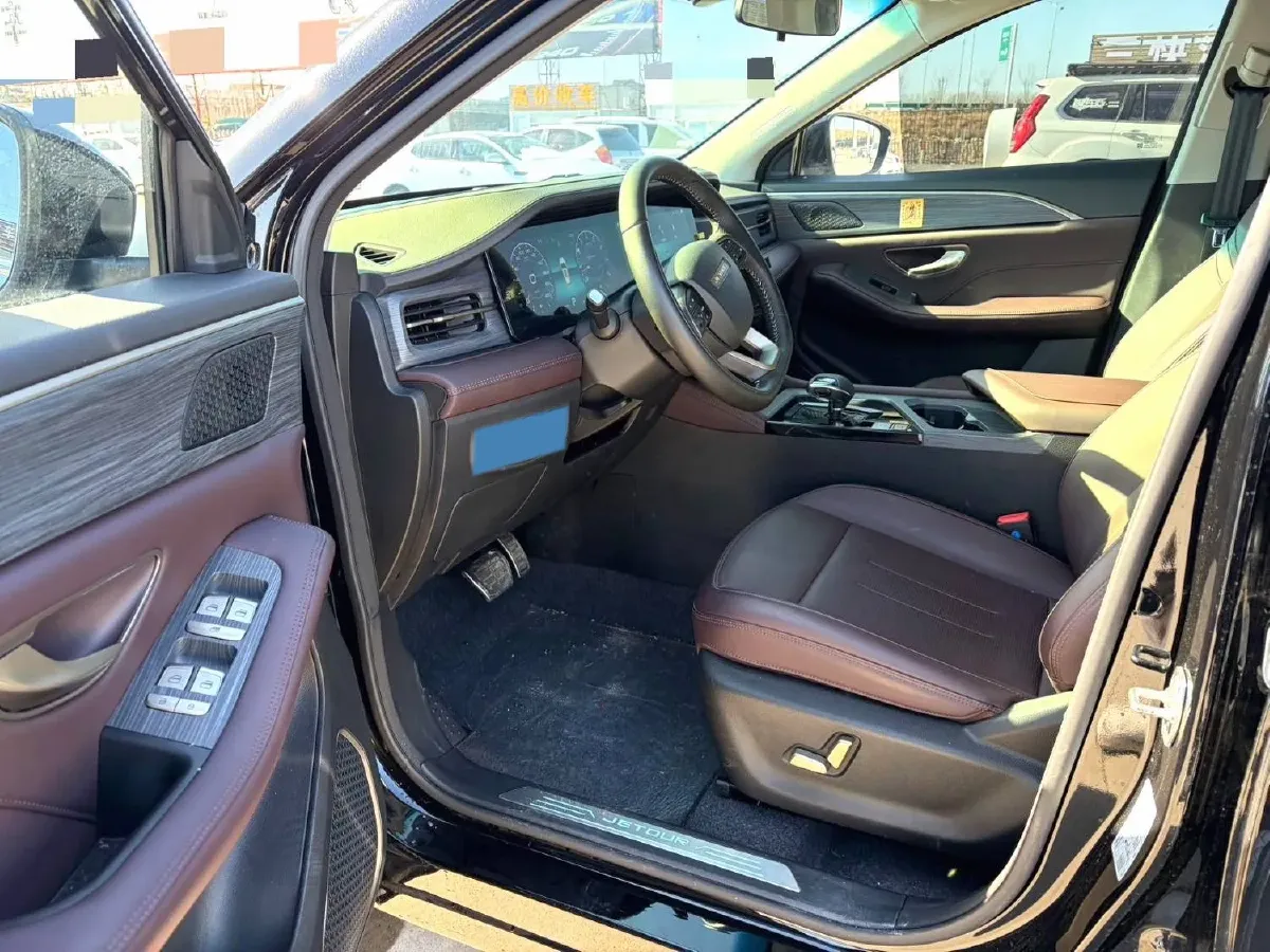 2024 Jetour X90 Plus 1.6T 197HP L4 7DCT,autocango,china used car exporter,china ev exporter,chinese used car exporter,chinese used ev exporter