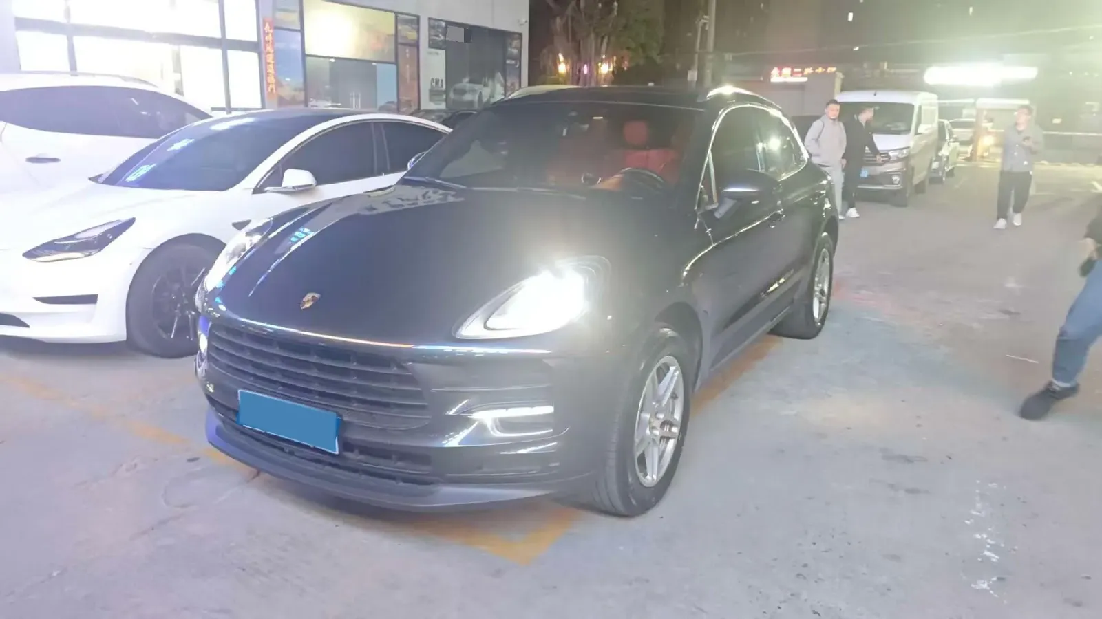 2018 Porsche Macan 2.0T 252HP L4 7DCT,autocango,china used car exporter,china ev exporter,chinese used car exporter,chinese used ev exporter