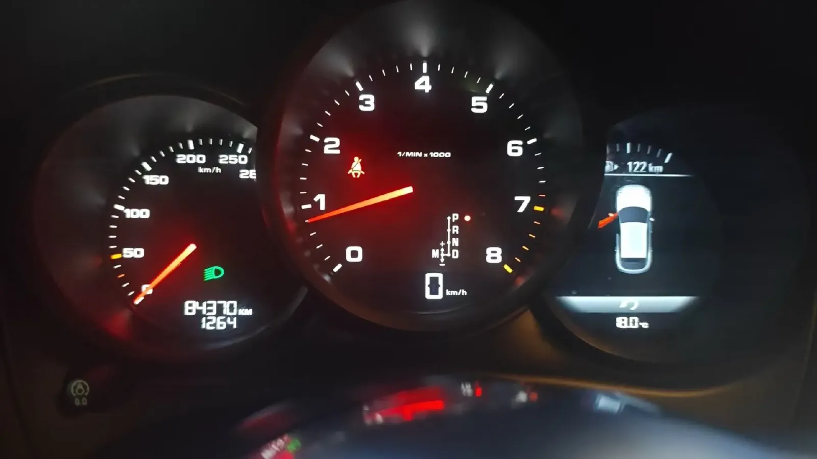 2018 Porsche Macan 2.0T 252HP L4 7DCT,autocango,china used car exporter,china ev exporter,chinese used car exporter,chinese used ev exporter