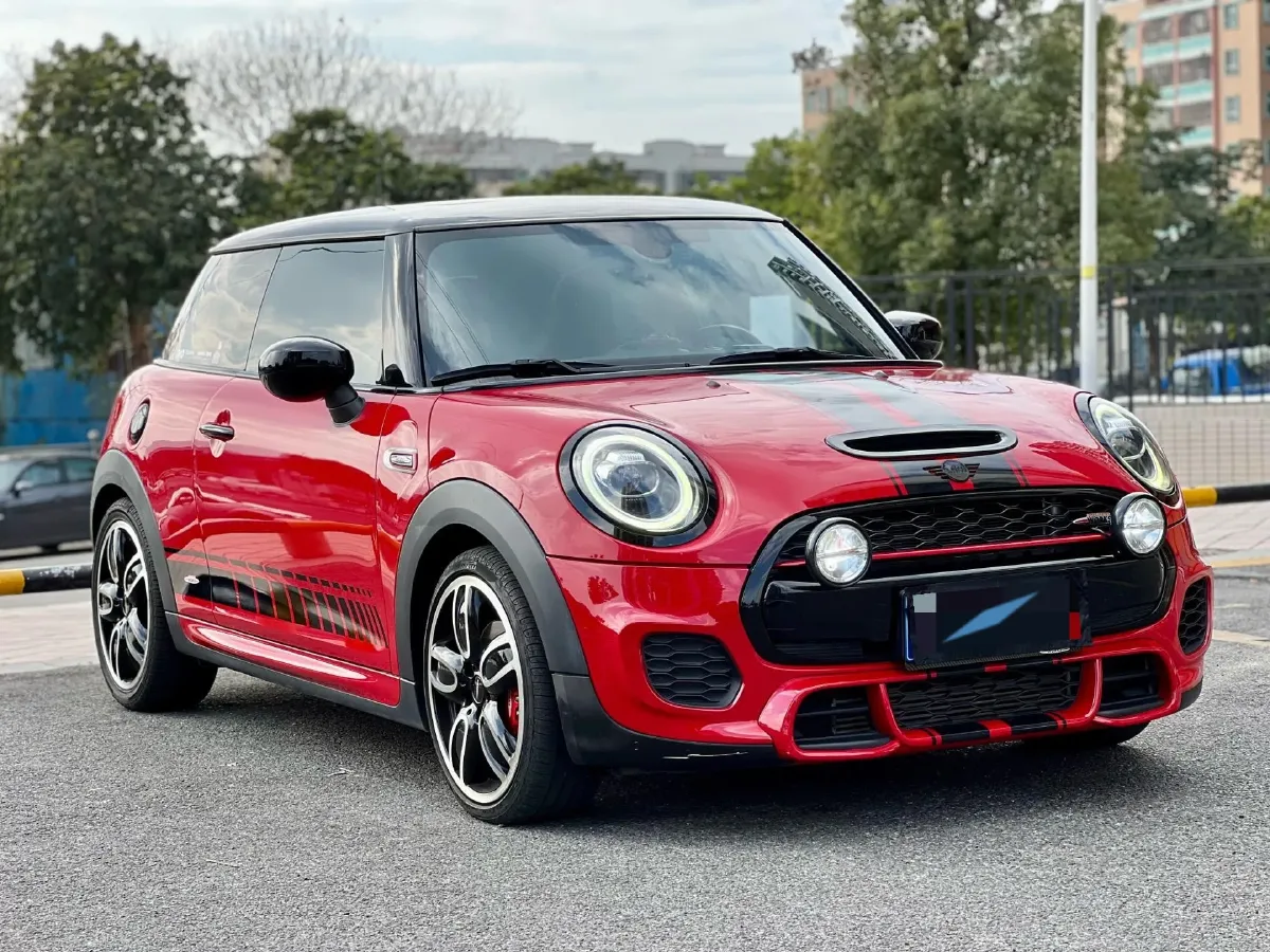 2021 MINI MINI 2.0T 192HP L4 7DCT,autocango,china used car exporter,china ev exporter,chinese used car exporter,chinese used ev exporter
