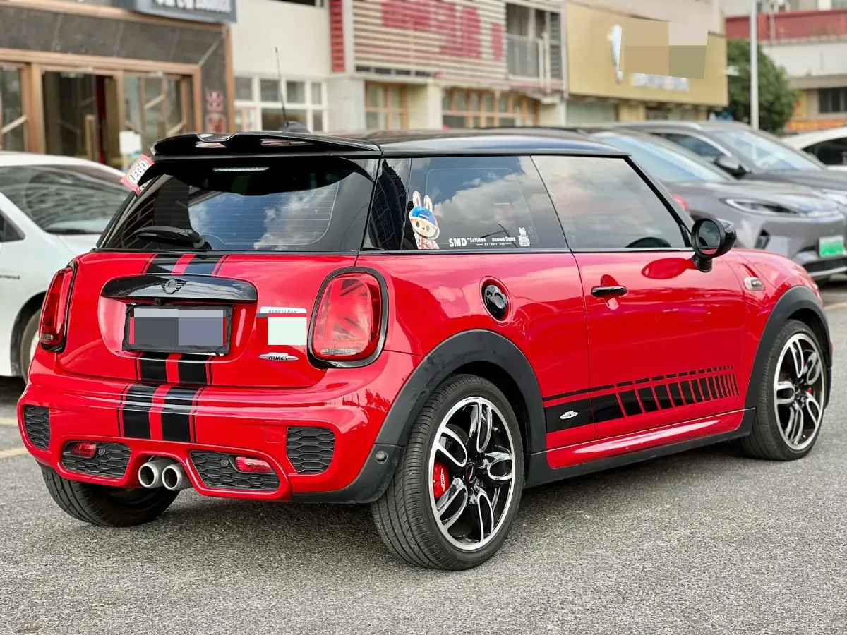 2021 MINI MINI 2.0T 192HP L4 7DCT,autocango,china used car exporter,china ev exporter,chinese used car exporter,chinese used ev exporter