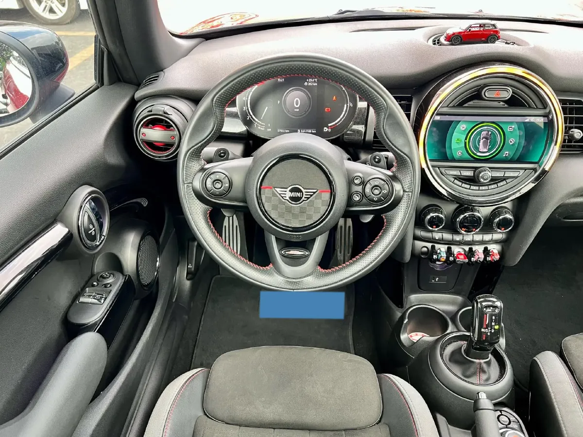 2021 MINI MINI 2.0T 192HP L4 7DCT,autocango,china used car exporter,china ev exporter,chinese used car exporter,chinese used ev exporter