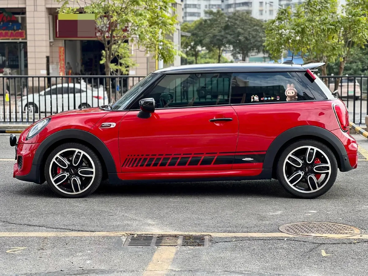 2021 MINI MINI 2.0T 192HP L4 7DCT,autocango,china used car exporter,china ev exporter,chinese used car exporter,chinese used ev exporter