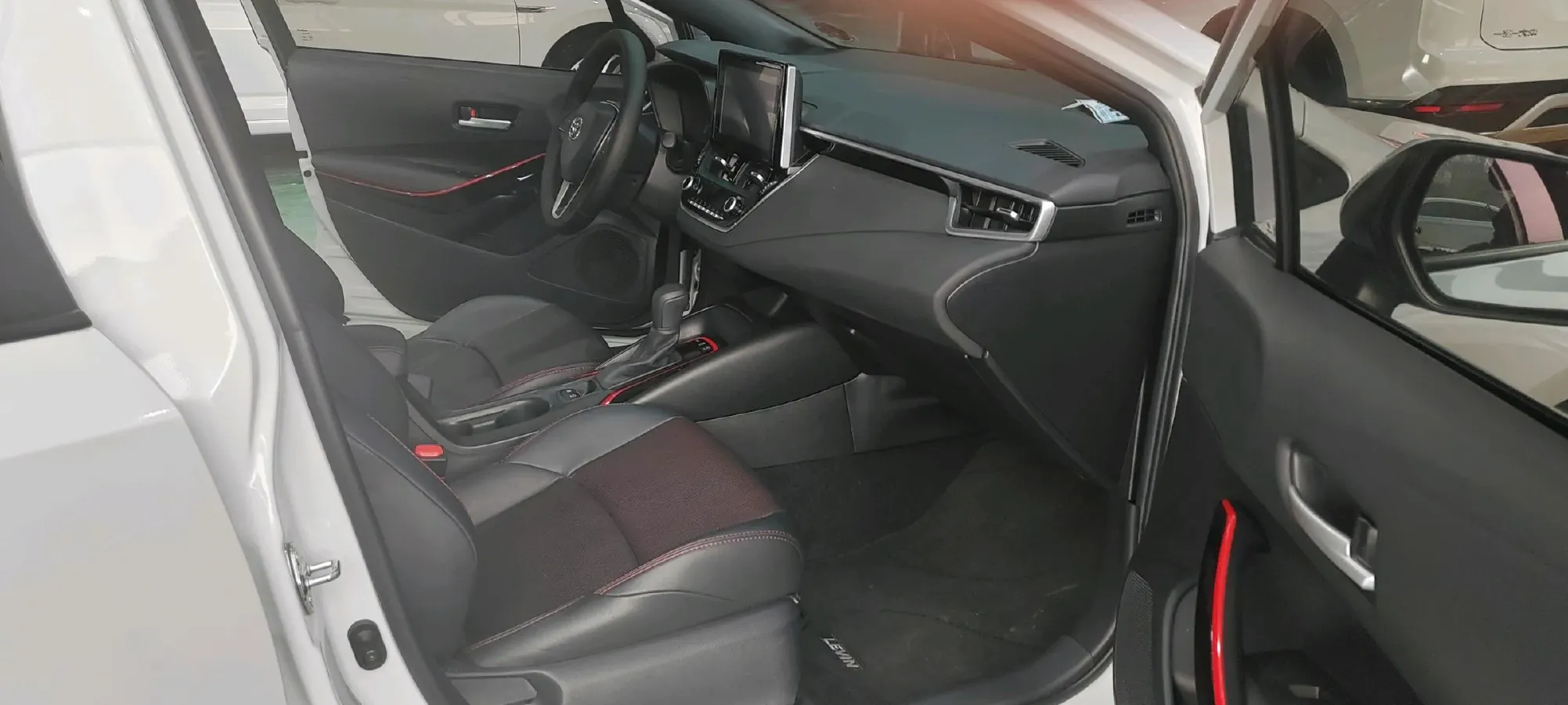 2021 Toyota Levin 1.2T 116HP L4 CVT,autocango,china used car exporter,china ev exporter,chinese used car exporter,chinese used ev exporter