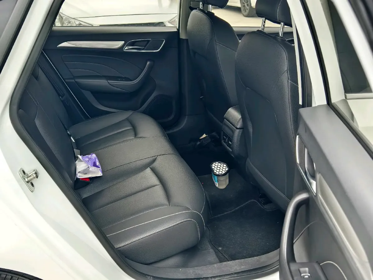 2017 Roewe i6 1.0T 125HP L3 2AT PHEV,autocango,china used car exporter,china ev exporter,chinese used car exporter,chinese used ev exporter