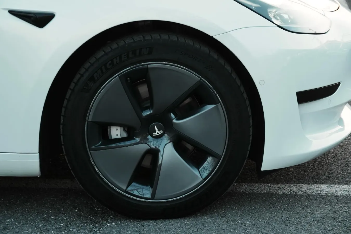 2021 Tesla Model 3 BEV 55KWH,autocango,china used car exporter,china ev exporter,chinese used car exporter,chinese used ev exporter