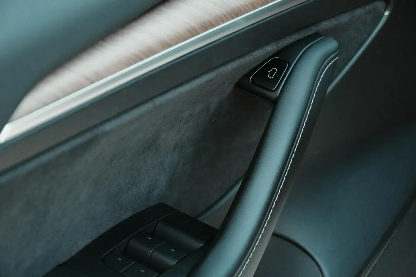 2021 Tesla Model 3 BEV 55KWH,autocango,china used car exporter,china ev exporter,chinese used car exporter,chinese used ev exporter