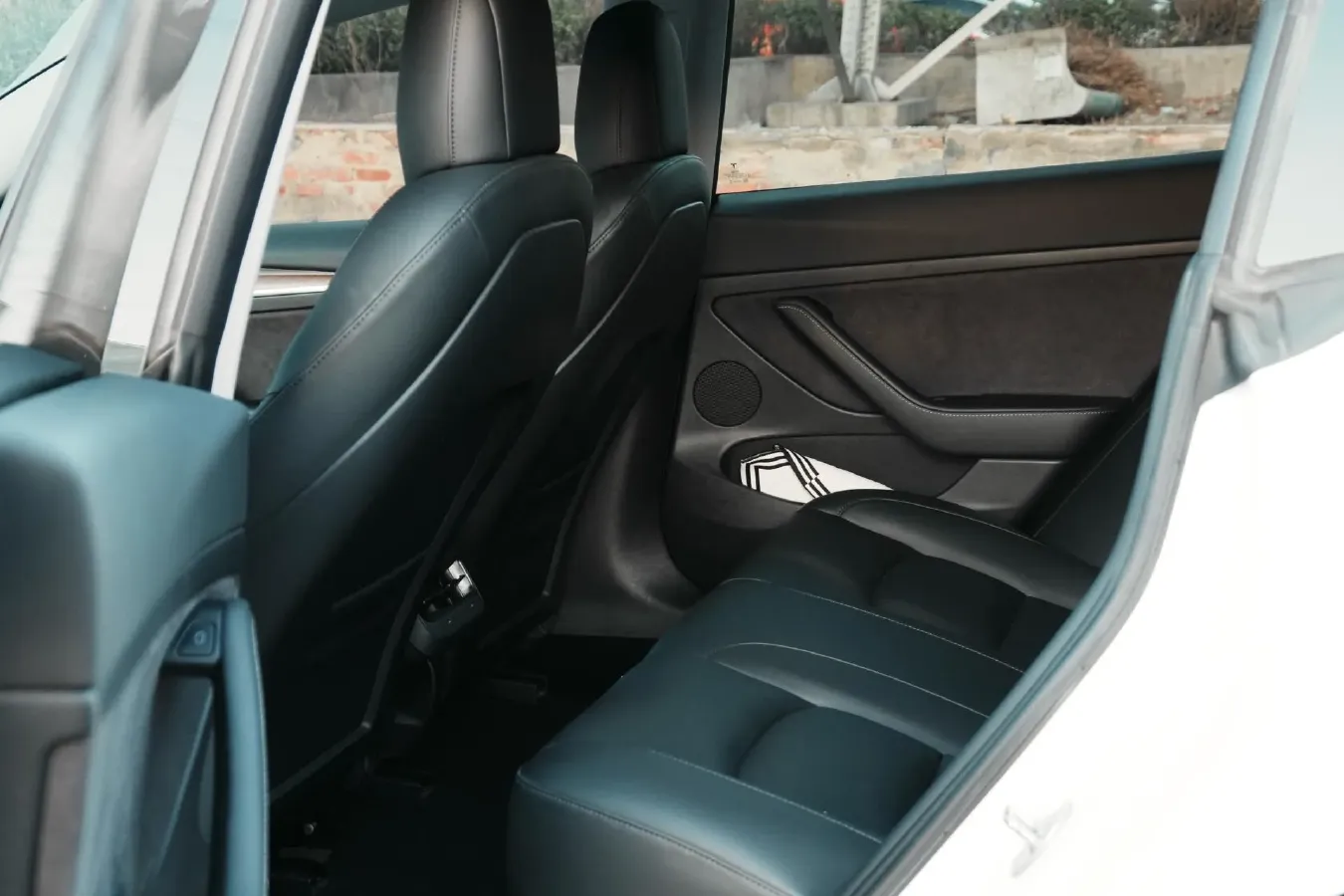 2021 Tesla Model 3 BEV 55KWH,autocango,china used car exporter,china ev exporter,chinese used car exporter,chinese used ev exporter