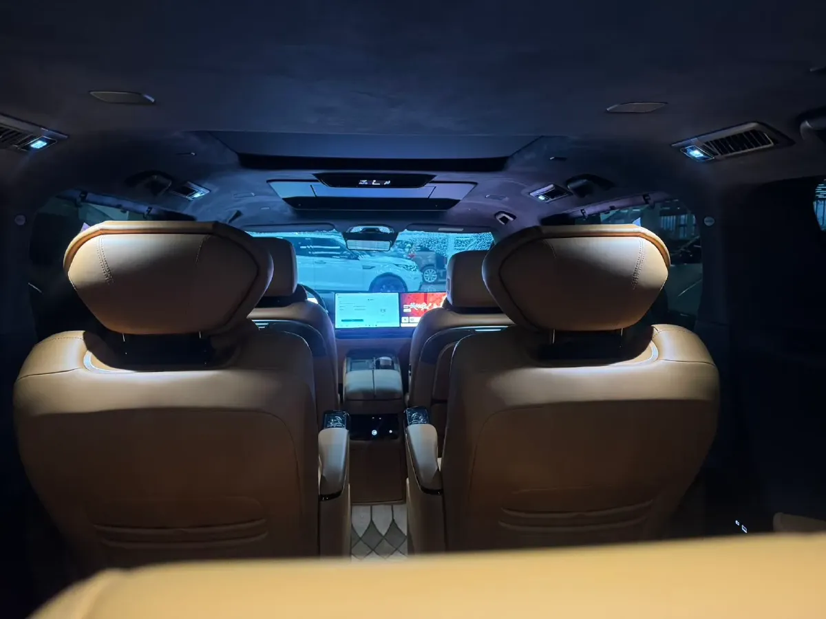 2025 WEY HighMountain 1.5T 170HP L4 4DHT PHEV,autocango,china used car exporter,china ev exporter,chinese used car exporter,chinese used ev exporter