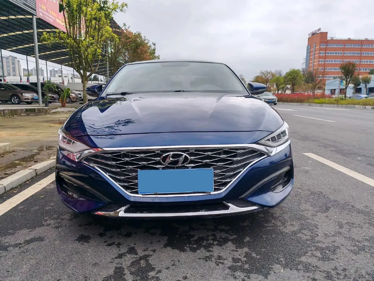 2019 Hyundai La Festa 1.6T 190HP L4 7DCT,autocango,china used car exporter,china ev exporter,chinese used car exporter,chinese used ev exporter
